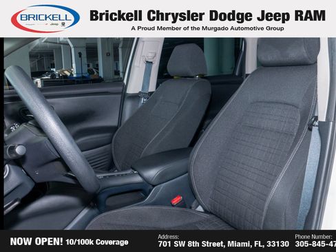 Used 2023 Honda HR-V LX image 17