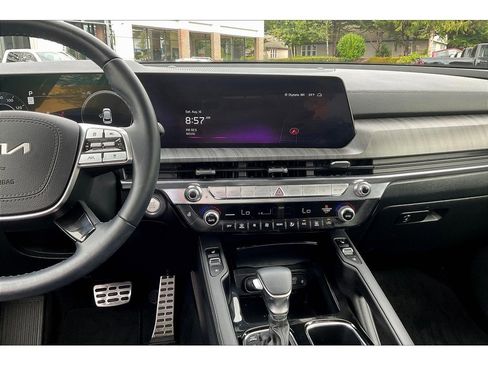 Used 2024 Kia Telluride SX Prestige image 6