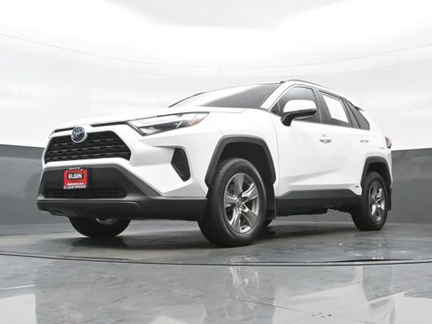 Used 2024 Toyota RAV4 XLE w/ Convenience Package AWD/4WD image 29