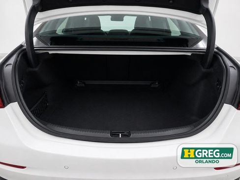 Used 2023 Mercedes-Benz C 300 Sedan image 16
