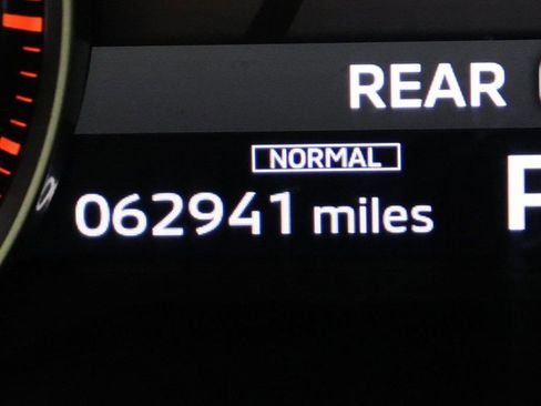 Used 2022 Mitsubishi Outlander SE image 24