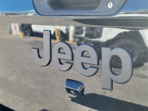 Used 2023 Jeep Gladiator Sport w/ Trailer Tow Package image 5