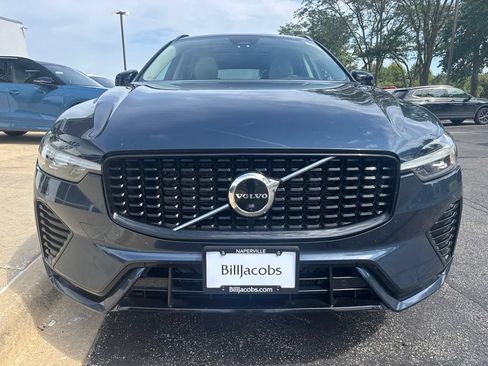 Used 2023 Volvo XC60 B5 Plus w/ Climate Package AWD/4WD image 9