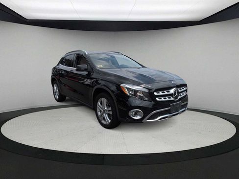 Used 2020 Mercedes-Benz GLA 250 4MATIC image 2