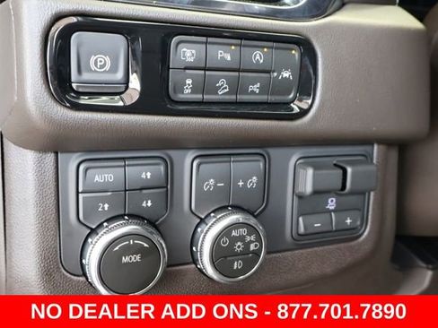 New 2026 GMC Yukon Elevation w/ Elevation Premium Package AWD/4WD image 27
