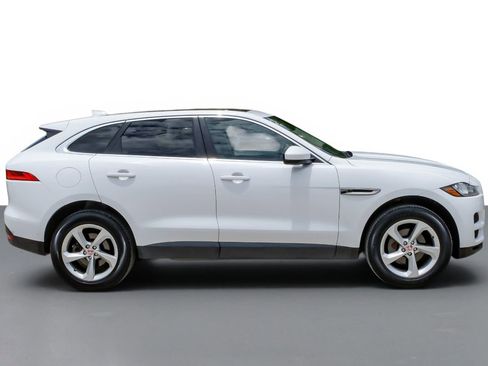 Used 2019 Jaguar F-PACE Premium AWD/4WD image 5