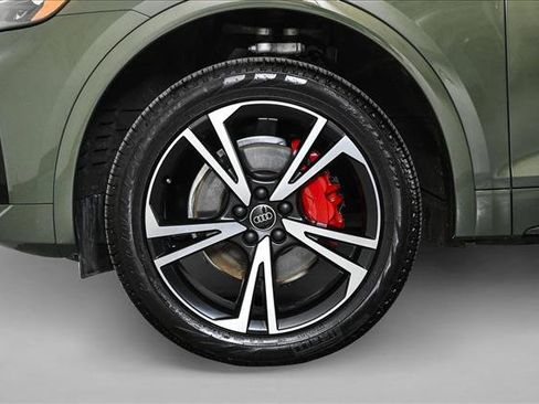 Used 2025 Audi Q5 2.0T Premium Plus w/ Premium Plus Package image 25