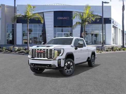 New 2026 GMC Sierra 2500 Denali w/ Denali Reserve Package AWD/4WD image 8