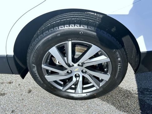 Certified 2022 Chevrolet Equinox Premier image 22