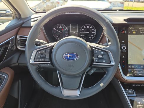 Used 2025 Subaru Outback Touring XT image 19