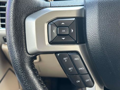 Used 2015 Ford F150 Lariat w/ Equipment Group 502A Luxury image 20