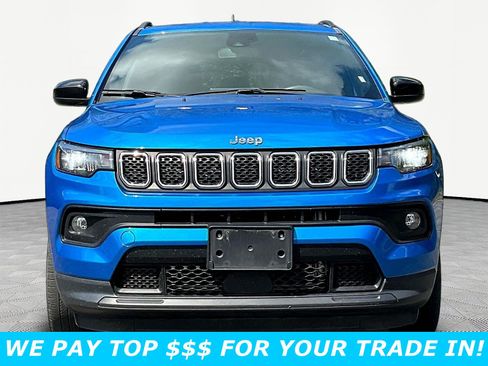 Certified 2024 Jeep Compass Latitude AWD/4WD image 2