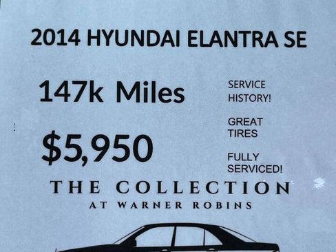 Used 2014 Hyundai Elantra SE FWD image 2