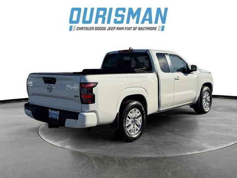 Used 2022 Nissan Frontier SV image 6