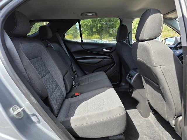 Used 2023 Chevrolet Equinox LT w/ Driver Convenience Package AWD/4WD image 30