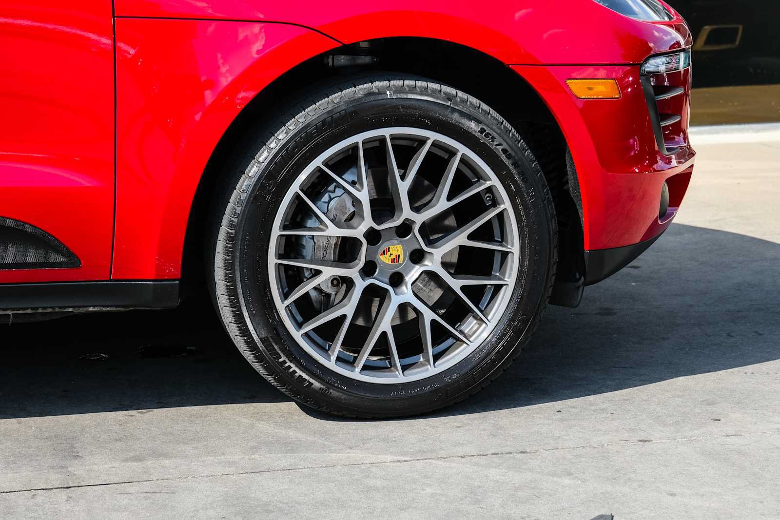Used 2018 Porsche Macan S AWD/4WD image 9