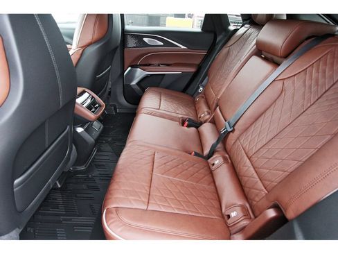 New 2027 Cadillac Lyriq Signature Luxury w/ Nappa Leather Package AWD/4WD image 7