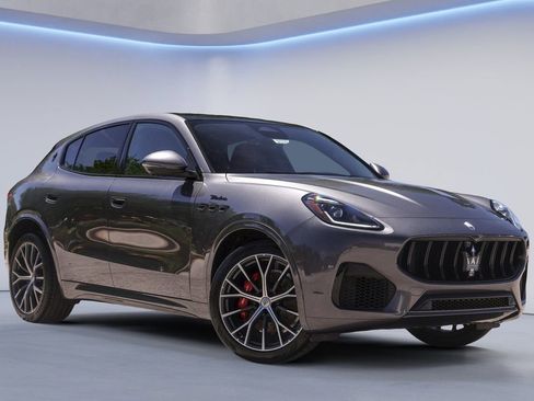 New 2026 Maserati Grecale Modena AWD/4WD image 2