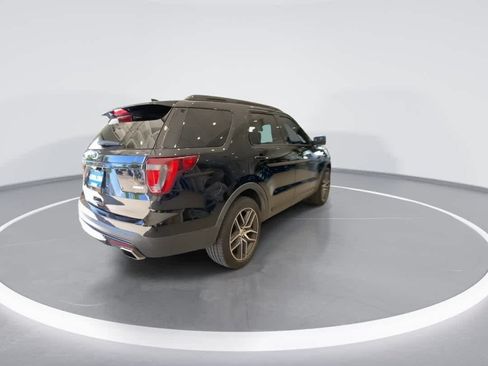 Used 2016 Ford Explorer Sport w/ Equipment Group 401A AWD/4WD image 8