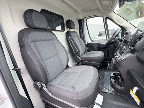 Used 2025 RAM ProMaster 1500 w/ Premium Convenience Group image 19