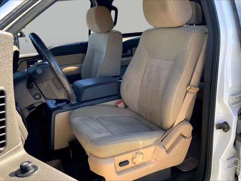 Used 2014 Ford F150 XLT w/ Equipment Group 302A Luxury AWD/4WD image 8