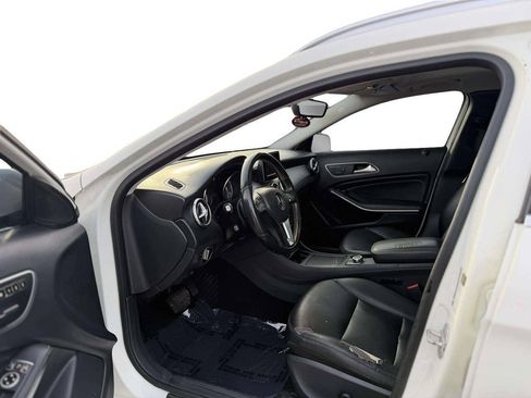 Used 2015 Mercedes-Benz GLA 250 4MATIC image 12