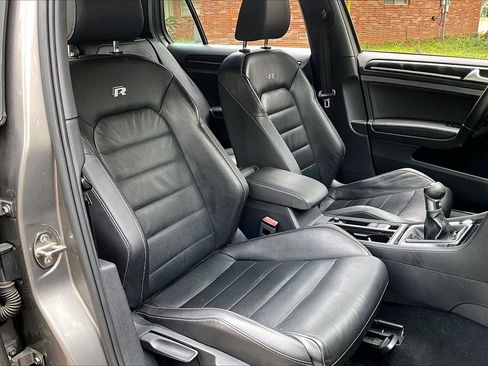 Used 2016 Volkswagen Golf R 4-Door w/ Driver Assistance Package AWD/4WD image 29
