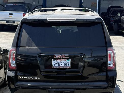 Used 2019 GMC Yukon XL SLT AWD/4WD image 5