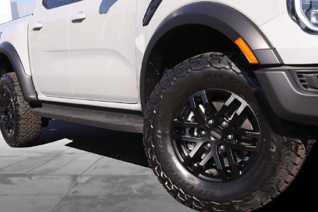 Used 2026 Ford Ranger Raptor AWD/4WD image 3