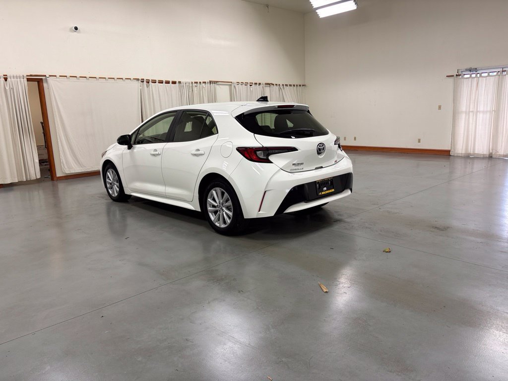 Used 2026 Toyota Corolla SE FWD image 6