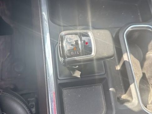 Certified 2024 GMC Sierra 1500 SLT image 13