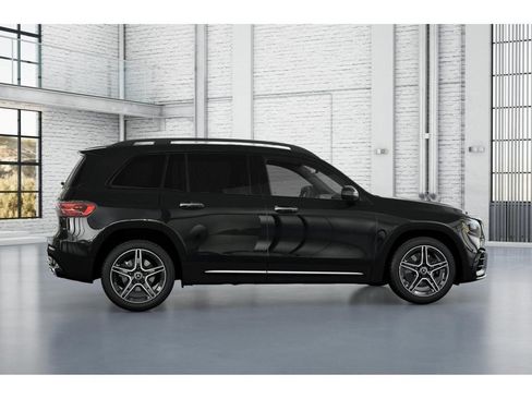 New 2026 Mercedes-Benz GLB 250 4MATIC image 17