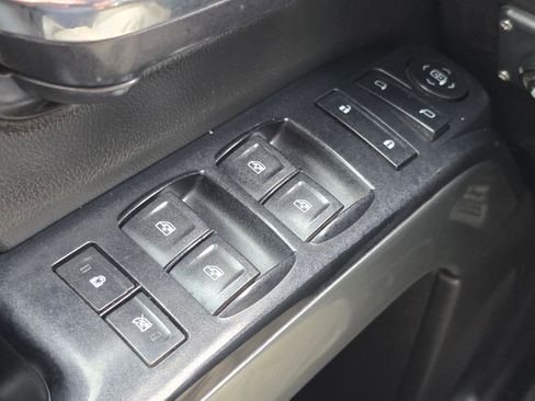 Used 2015 Chevrolet Silverado 2500 LT AWD/4WD image 9
