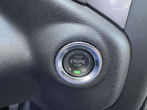 Used 2025 Chevrolet Silverado 1500 W/T image 29