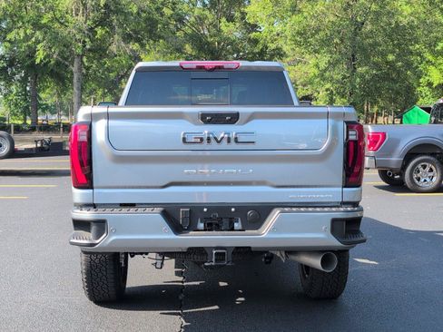 New 2026 GMC Sierra 2500 Denali Ultimate AWD/4WD image 4
