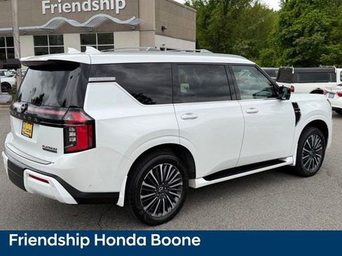 Used 2025 Nissan Armada Platinum Reserve AWD/4WD image 5
