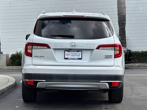 Used 2020 Honda Pilot Touring image 6