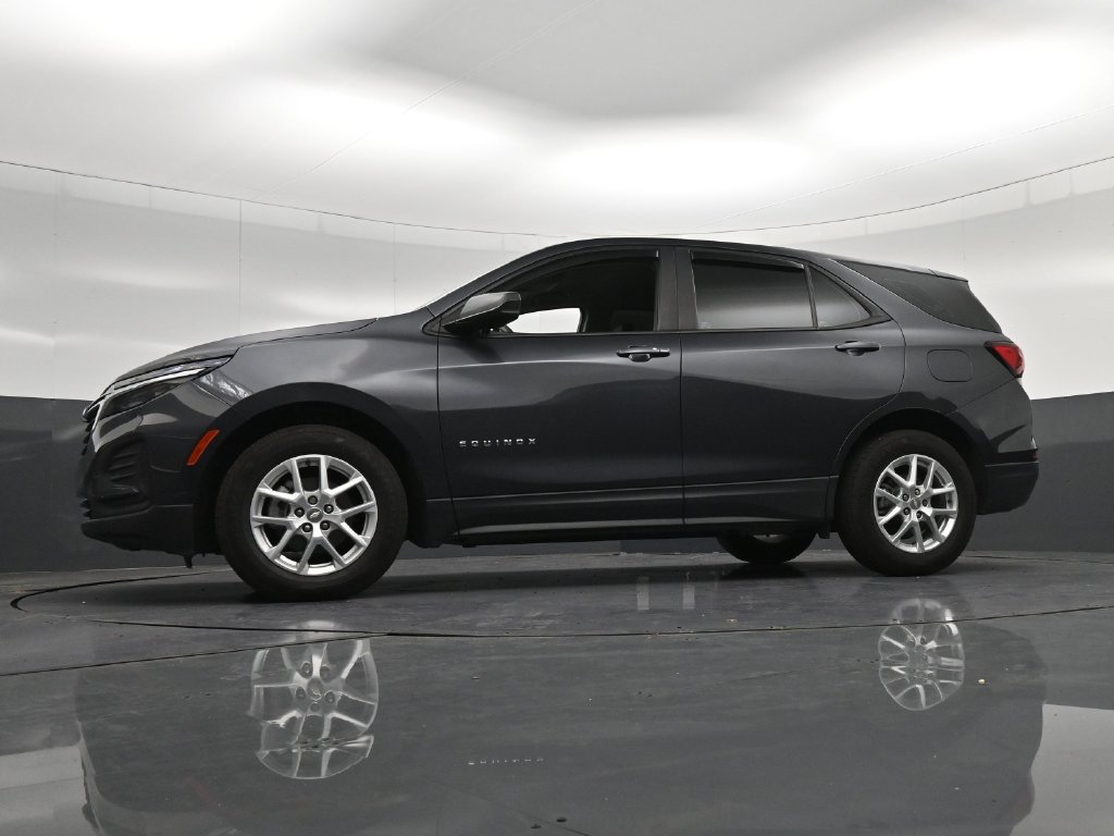 Used 2022 Chevrolet Equinox LS FWD image 22