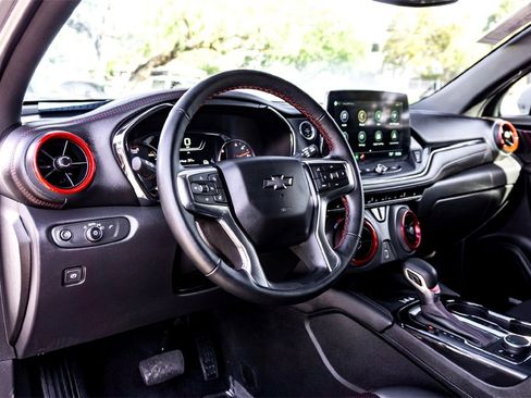 Used 2025 Chevrolet Blazer RS image 13