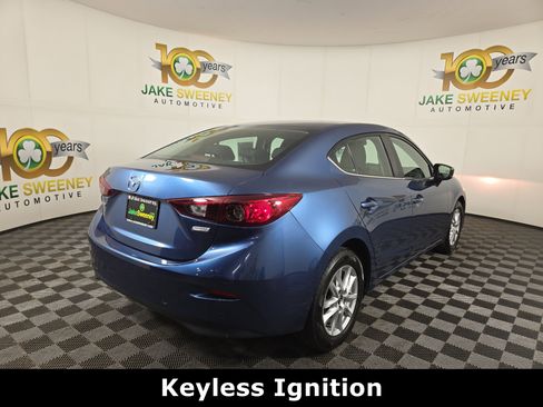 Used 2018 MAZDA MAZDA3 Sport w/ Preferred Equipment Package image 9