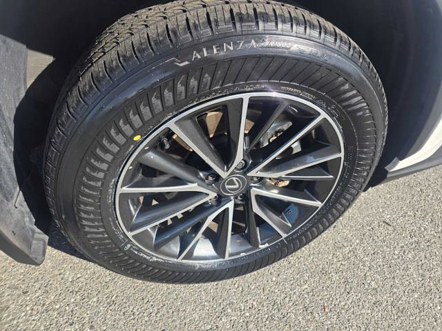 Used 2025 Lexus NX 250 FWD w/ Accessory Package (2T) image 9