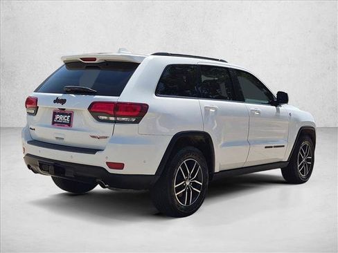 Used 2018 Jeep Grand Cherokee Trailhawk AWD/4WD image 5