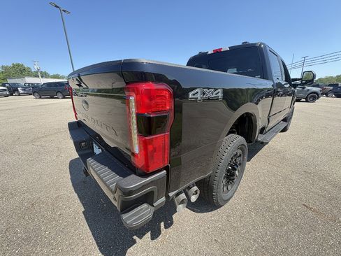 New 2026 Ford F250 Lariat w/ Black Appearance Package AWD/4WD image 5