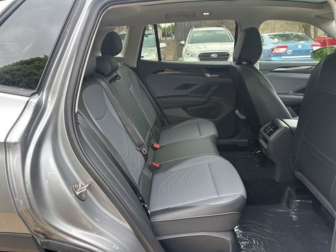 New 2026 Volkswagen Tiguan SE AWD/4WD image 18