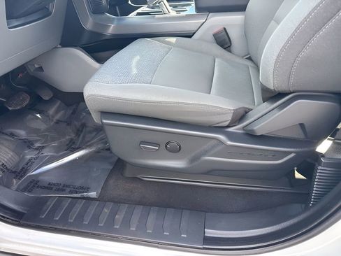 Used 2025 Ford F150 Lightning XLT AWD/4WD image 10