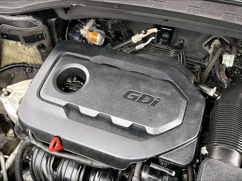 Used 2019 Hyundai Santa Fe SEL image 31