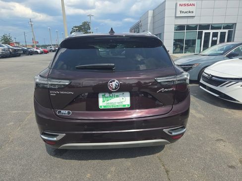 Used 2022 Buick Envision Avenir w/ Technology Package II AWD/4WD image 4