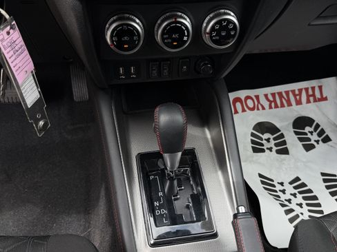 Used 2025 Mitsubishi Outlander Sport LE AWD/4WD image 19