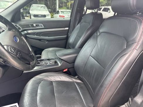 Used 2017 Ford Explorer Sport w/ Equipment Group 401A AWD/4WD image 6
