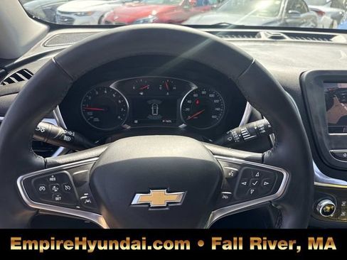 Used 2024 Chevrolet Equinox LT image 31